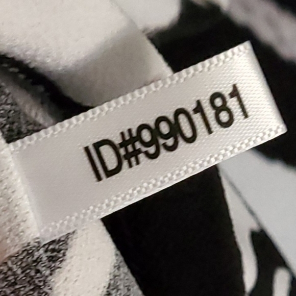 7th Avenue New York & Company Flutter Sleeve Top - Picture 8 of 9